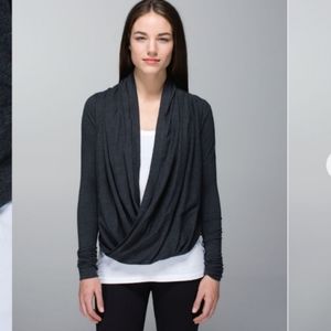 Lululemon Iconic Wrap Heathered Black Long Sleeve Sweater